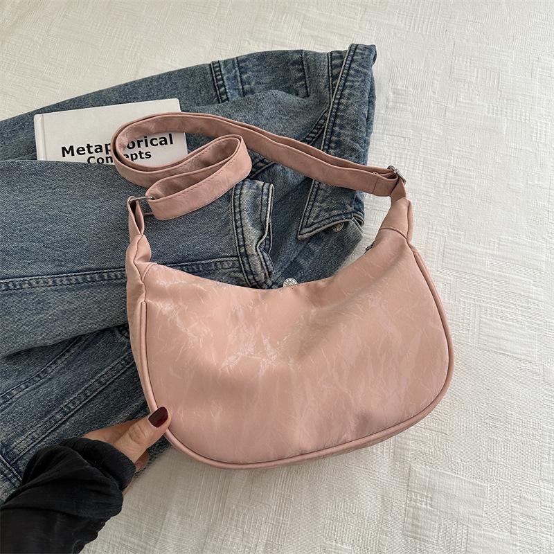 Сумка-пельмень женская ins универсальная сумка-мессенджер повседневная большой вместимости сумка из Оксфорда студенческая классная сумка на плечо
Сумка-пельмень женская ins универсальная сумка-мессенджер повседневная большой вместимости сумка из Оксфорда студенческая классная сумка на плечо