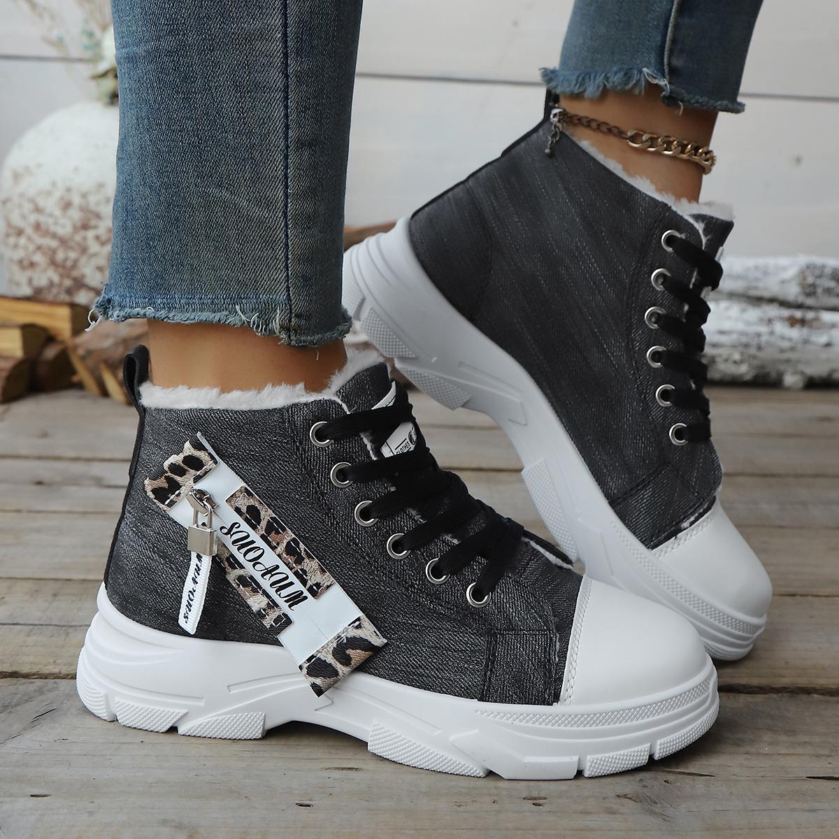 Fashionable New Comfortable Suede Thick Soled Vulcanized Shoes Elegant Round Toe Lace Up Casual Sports Shoes for Women in Winter 36
Fashionable New Comfortable Suede Thick Soled Vulcanized Shoes Elegant Round Toe Lace Up Casual Sports Shoes for Women in Winter 36