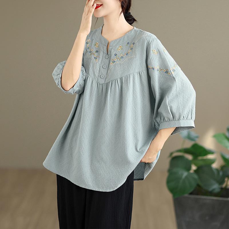 Plus Size Cotton & Linen Embroidered Two-Piece Set: Loose Mid-Sleeve T-Shirt with Wide-Leg Pants for Women XL
Plus Size Cotton & Linen Embroidered Two-Piece Set: Loose Mid-Sleeve T-Shirt with Wide-Leg Pants for Women XL