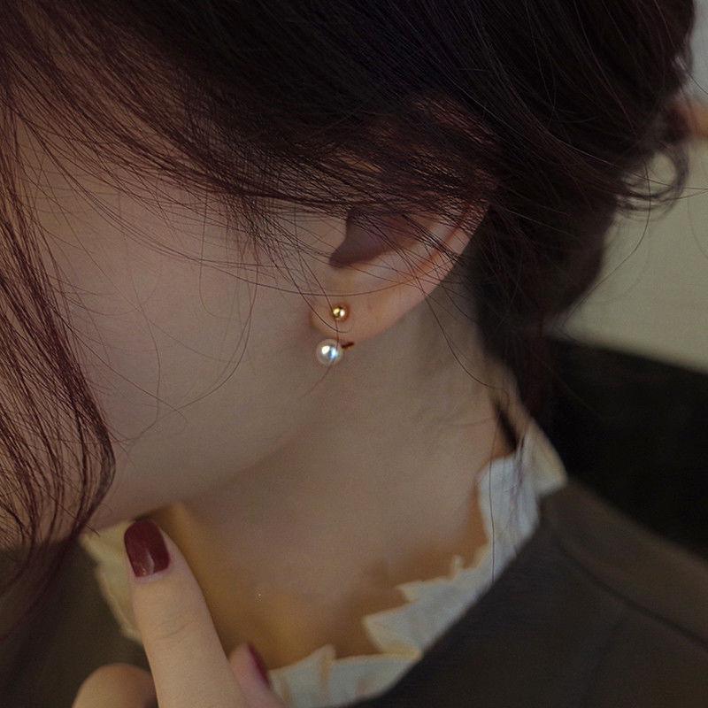 Elegant 2023 Trendy Niche Design Women s Earrings: Simple, Cold Style Ear Studs, Perfect for Girlfriends
Elegant 2023 Trendy Niche Design Women s Earrings: Simple, Cold Style Ear Studs, Perfect for Girlfriends