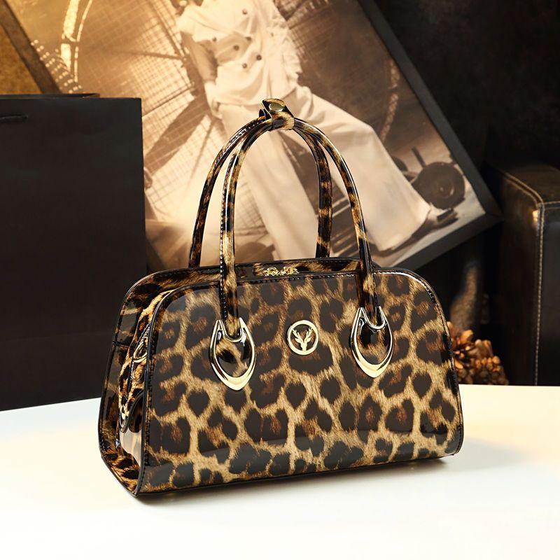 Новая модная женская сумка через плечо большой емкости
Новая модная женская сумка через плечо большой емкости