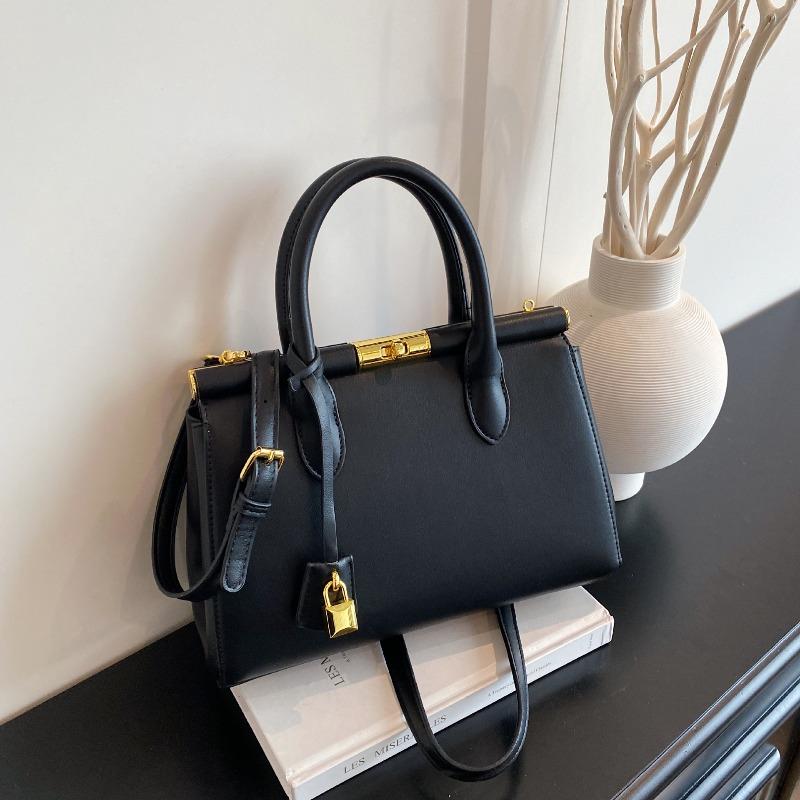 High-end versatile Kelly bag, high-end temperament, portable fashion shoulder bag, platinum bag, European and American retro. чёрный
High-end versatile Kelly bag, high-end temperament, portable fashion shoulder bag, platinum bag, European and American retro. чёрный