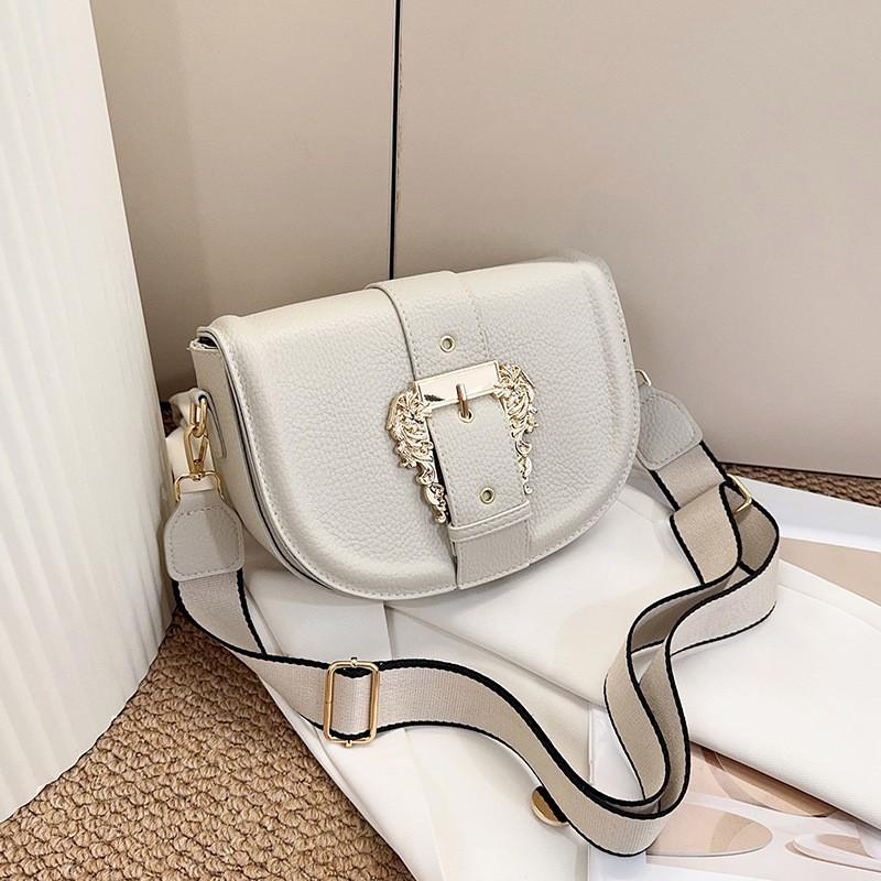 New All-matching Retro Women s Bag PU Semi-round Saddle Simple Commuting One-shoulder Handbag one size белый
New All-matching Retro Women s Bag PU Semi-round Saddle Simple Commuting One-shoulder Handbag one size белый
