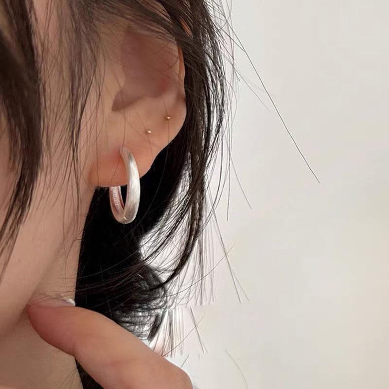 BF CLUB 925 Sterling Silver Round Shinning Earrings For Women Girl Sexy Fashion Trendy Jewelry Gift Party Wedding pendientes
BF CLUB 925 Sterling Silver Round Shinning Earrings For Women Girl Sexy Fashion Trendy Jewelry Gift Party Wedding pendientes