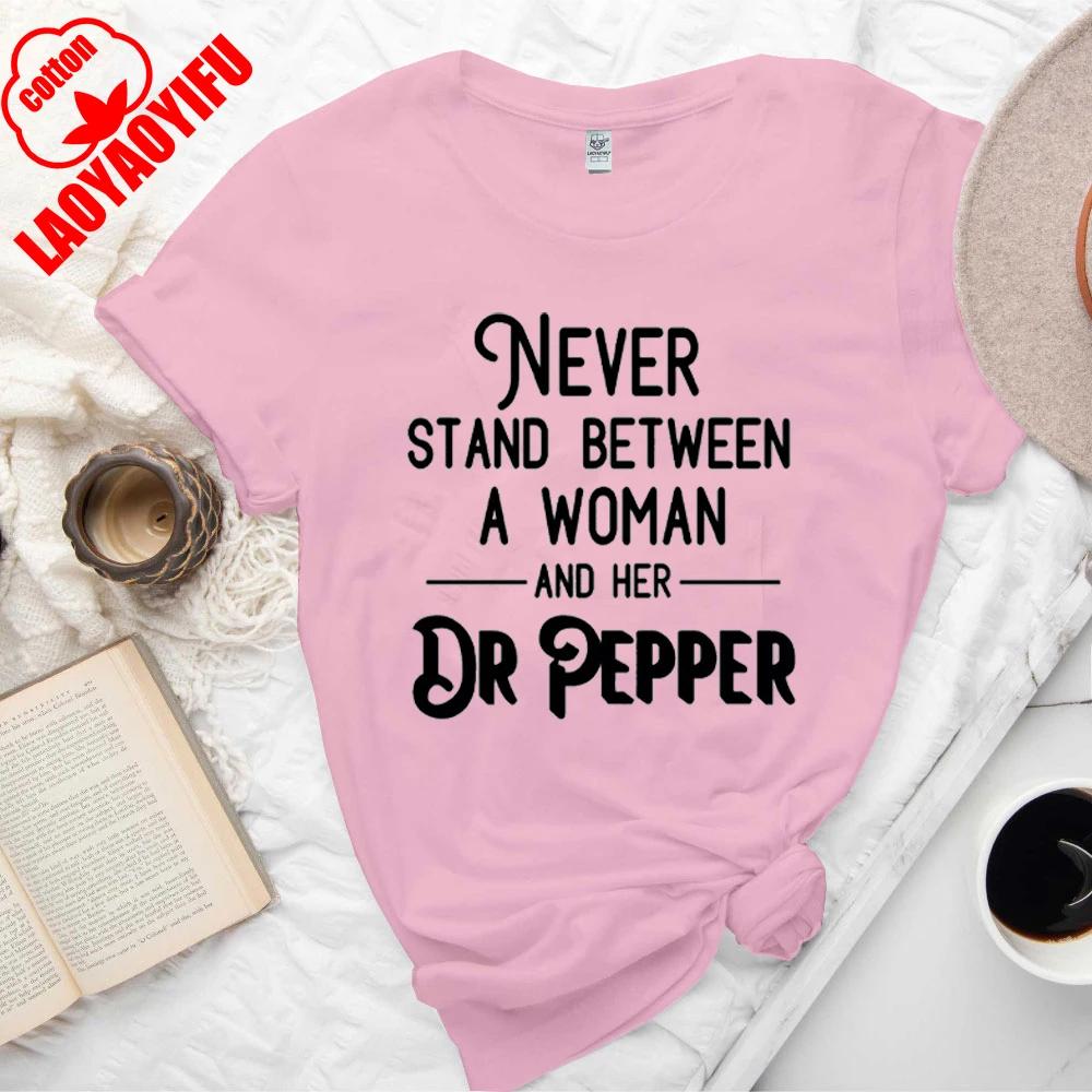 Never Stand Between A Woman and Her Dr Pepper Letter Print Crew Neck T-Shirt Comfortable Personality High Quality Cotton Tops S
Never Stand Between A Woman and Her Dr Pepper Letter Print Crew Neck T-Shirt Comfortable Personality High Quality Cotton Tops S
