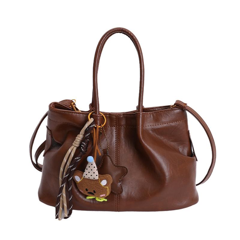 Retro Commuter Handheld Bucket Bag, Winter New Style, Versatile, High End, Simple Single Shoulder Crossbody Bag
Retro Commuter Handheld Bucket Bag, Winter New Style, Versatile, High End, Simple Single Shoulder Crossbody Bag