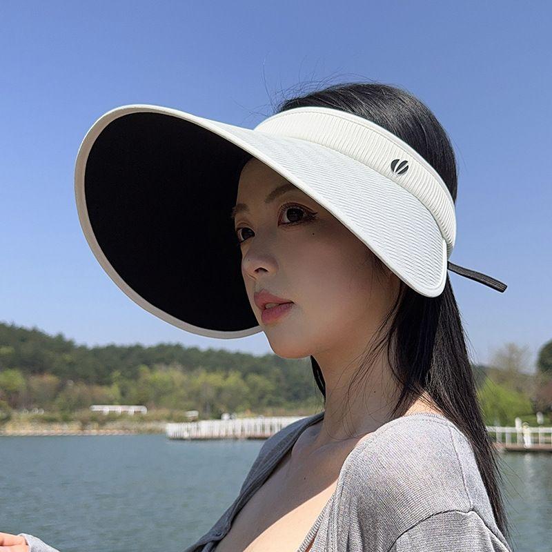 Hat for Women 2025 New Arrival Summer Ice Silk Air Top Sun Protection Sun Hat K-style Small Face Bucket Hat Big Brim Beige One size
Hat for Women 2025 New Arrival Summer Ice Silk Air Top Sun Protection Sun Hat K-style Small Face Bucket Hat Big Brim Beige One size