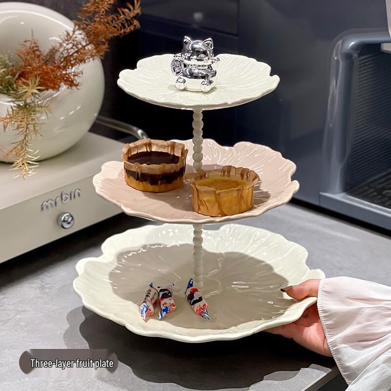 Ruhan Lucky Cat Tiered Snack Plate
Ruhan Lucky Cat Tiered Snack Plate
