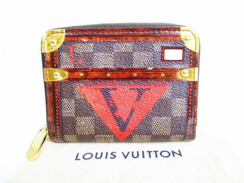 Автентичний коричневий шкіряний гаманець LOUIS VUITTON Damier на блискавці № 8053 відремонтований
Автентичний коричневий шкіряний гаманець LOUIS VUITTON Damier на блискавці № 8053 відремонтований