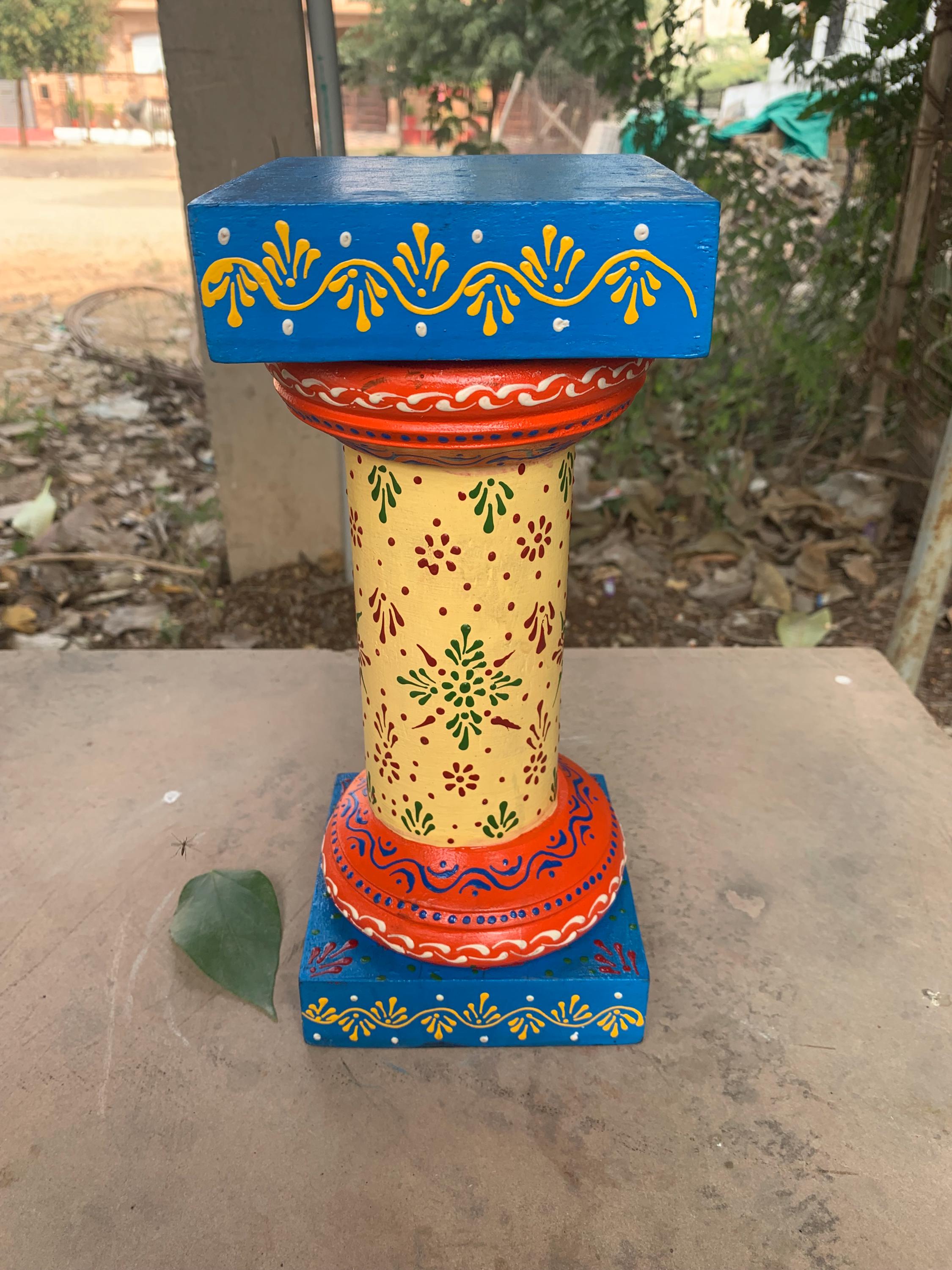 Hand Painted Wooden Statue Stand/Indian Decorative Pedestal/Ethnic Home Decor UK разноцветный
Hand Painted Wooden Statue Stand/Indian Decorative Pedestal/Ethnic Home Decor UK разноцветный