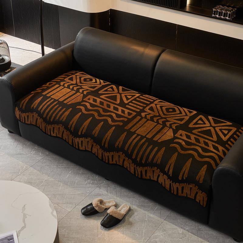 Bohemian Chenille Sofa Cushion Four Seasons Universal Fabric Living Room New Non-Slip Seat Cushion Backrest Towel 90*70cm
Bohemian Chenille Sofa Cushion Four Seasons Universal Fabric Living Room New Non-Slip Seat Cushion Backrest Towel 90*70cm