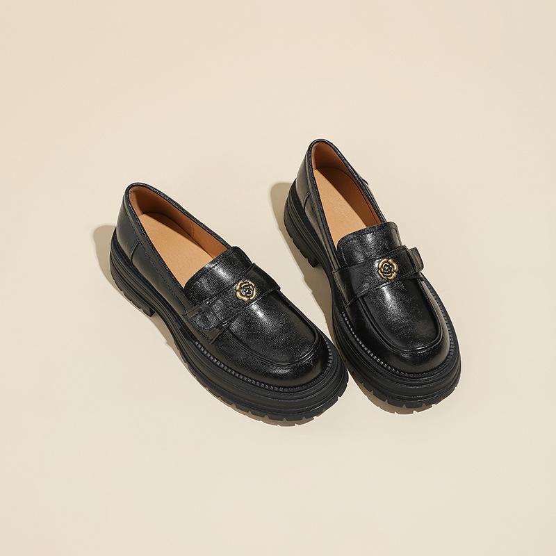 Ретро лоферы в британском стиле на толстой подошве, женские классические туфли из маленькой кожи с камелией, ранняя весна 40
Ретро лоферы в британском стиле на толстой подошве, женские классические туфли из маленькой кожи с камелией, ранняя весна 40