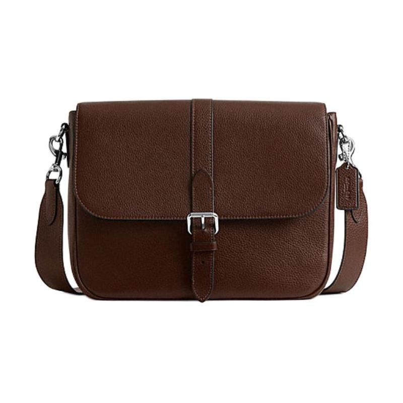 COACH WARNER 30 brand logo buckle closure cow leather shoulder crossbody bag large size men s maple brown коричневий
COACH WARNER 30 brand logo buckle closure cow leather shoulder crossbody bag large size men s maple brown коричневий