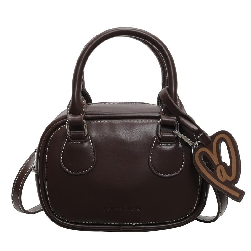 Маленькая сумка женская новая повседневная универсальная сумка-мессенджер, сумочка
Маленькая сумка женская новая повседневная универсальная сумка-мессенджер, сумочка