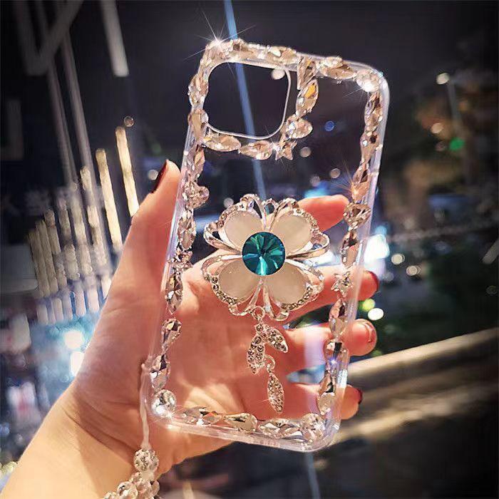 Applicable To IPhone15 Mobile Phone Case Rhinestone Clover 14 Apple 16 Promax Protective Case 13 High-end Sense iPhone15
Applicable To IPhone15 Mobile Phone Case Rhinestone Clover 14 Apple 16 Promax Protective Case 13 High-end Sense iPhone15