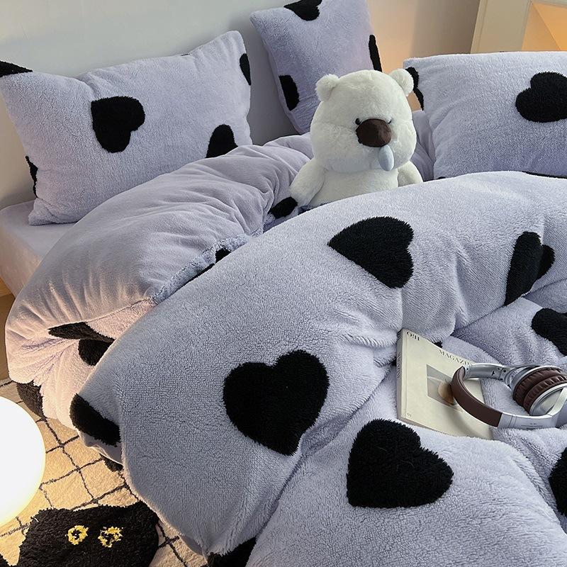 Thickened Milk Fleece Four-Piece Set, Flange Coral Fleece Quilt Cover, Bed Sheet Three-Piece Set 1.2m 3pc 150 × 200 quilt
Thickened Milk Fleece Four-Piece Set, Flange Coral Fleece Quilt Cover, Bed Sheet Three-Piece Set 1.2m 3pc 150 × 200 quilt