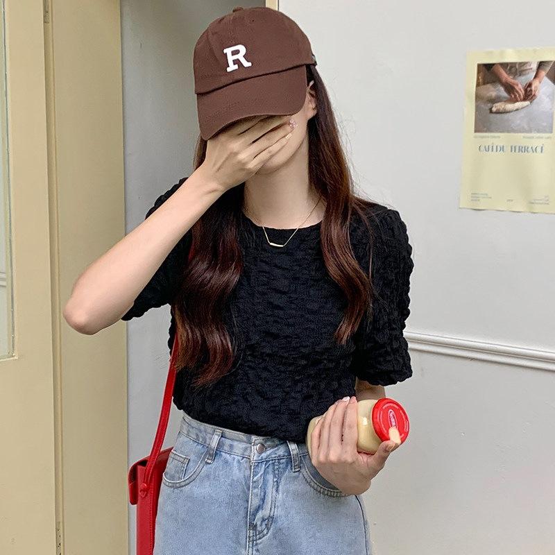 The real thing has French retro pleated bubbles inside, high-end half-sleeved top, short-sleeved women. XL чорний
The real thing has French retro pleated bubbles inside, high-end half-sleeved top, short-sleeved women. XL чорний