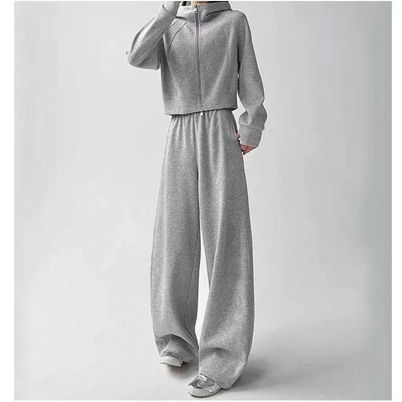 Korean Casual Sportswear Set: Women s Loose Hoodie & Wide-Leg Pants Duo for Spring & Autumn M: 36-45 kg
Korean Casual Sportswear Set: Women s Loose Hoodie & Wide-Leg Pants Duo for Spring & Autumn M: 36-45 kg