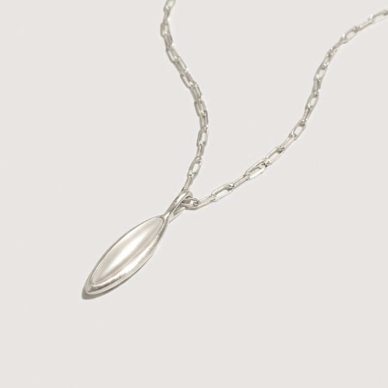 Lophne Glossy Diamond-Shaped Fritillary 925 Sterling Necklace Exquisite Sweater Chain European and American Temperament All-Match High Sense Silver-Plated Copper + Mother-Of-Pearl Necklace
Lophne Glossy Diamond-Shaped Fritillary 925 Sterling Necklace Exquisite Sweater Chain European and American Temperament All-Match High Sense Silver-Plated Copper + Mother-Of-Pearl Necklace