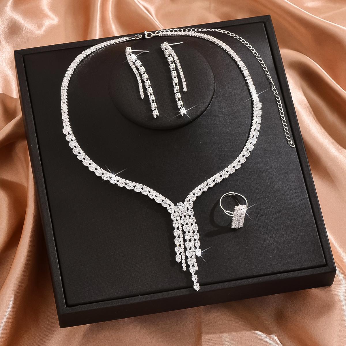 4 шт. Женский модный цирконовый набор из меди с кисточками: ожерелье, серьги, кольца. Цирконовый набор. Свадебная вечеринка, фестивальный подарок-8572
4 шт. Женский модный цирконовый набор из меди с кисточками: ожерелье, серьги, кольца. Цирконовый набор. Свадебная вечеринка, фестивальный подарок-8572