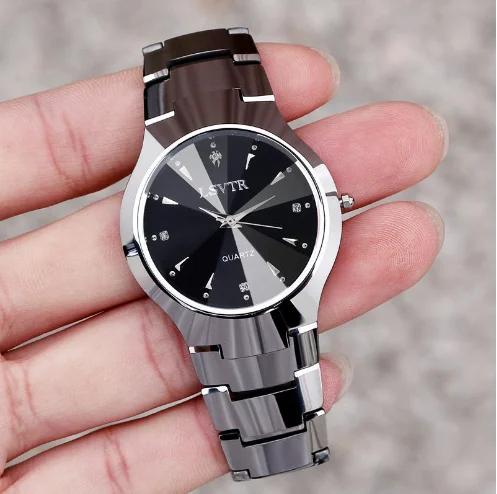 1/2pcs Couples Dial Cutting Quartz Watch Business Fashion Analog Calendar Wrist Watch Valentines Gift For Men Women Date Watch
1/2pcs Couples Dial Cutting Quartz Watch Business Fashion Analog Calendar Wrist Watch Valentines Gift For Men Women Date Watch