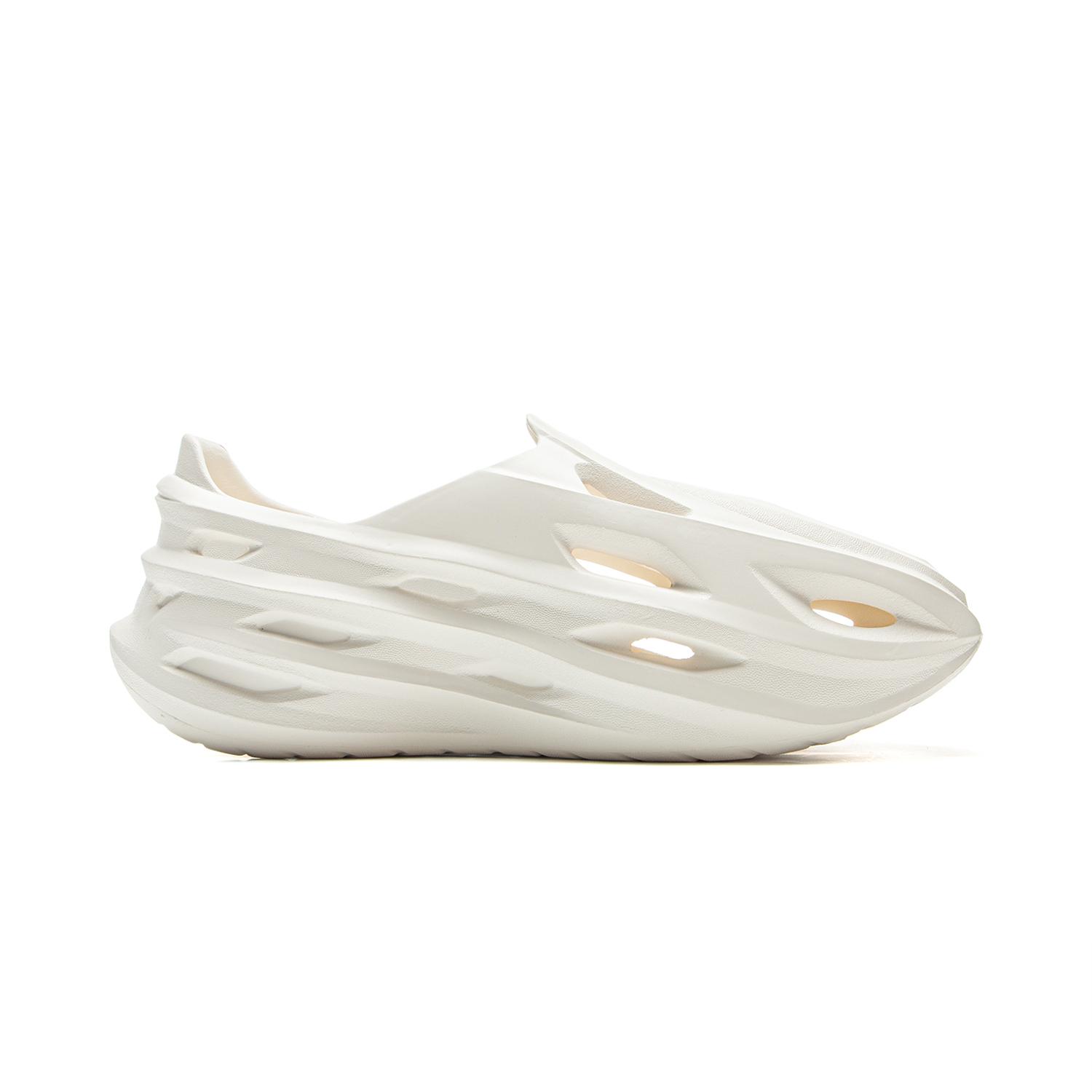 Клоги мужские LINING 42
Клоги мужские LINING 42