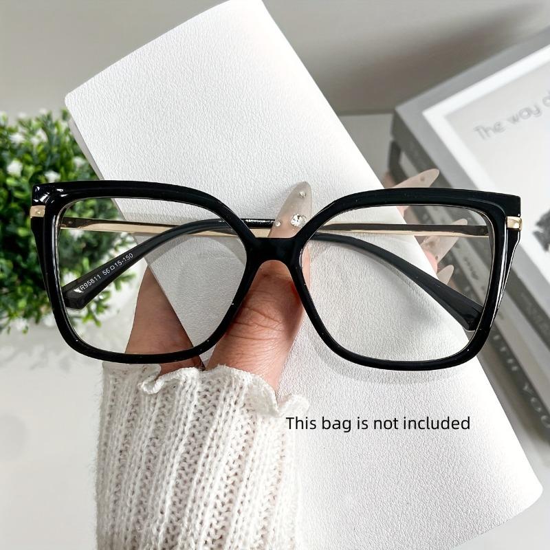 Винтажные большие очки в черной оправе с защитой от синего света, ультралегкие
Винтажные большие очки в черной оправе с защитой от синего света, ультралегкие