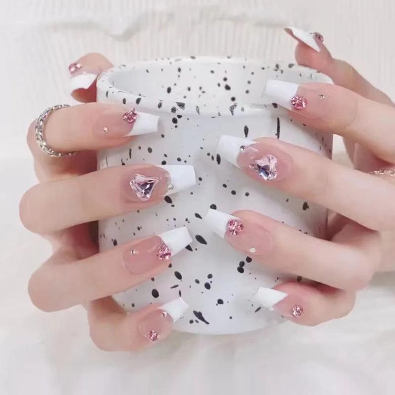 Manicure Medium-Long Ice Pink Heart Nails with Crushed Diamond Luxury Jelly Glue Patches Glue Kit
Manicure Medium-Long Ice Pink Heart Nails with Crushed Diamond Luxury Jelly Glue Patches Glue Kit