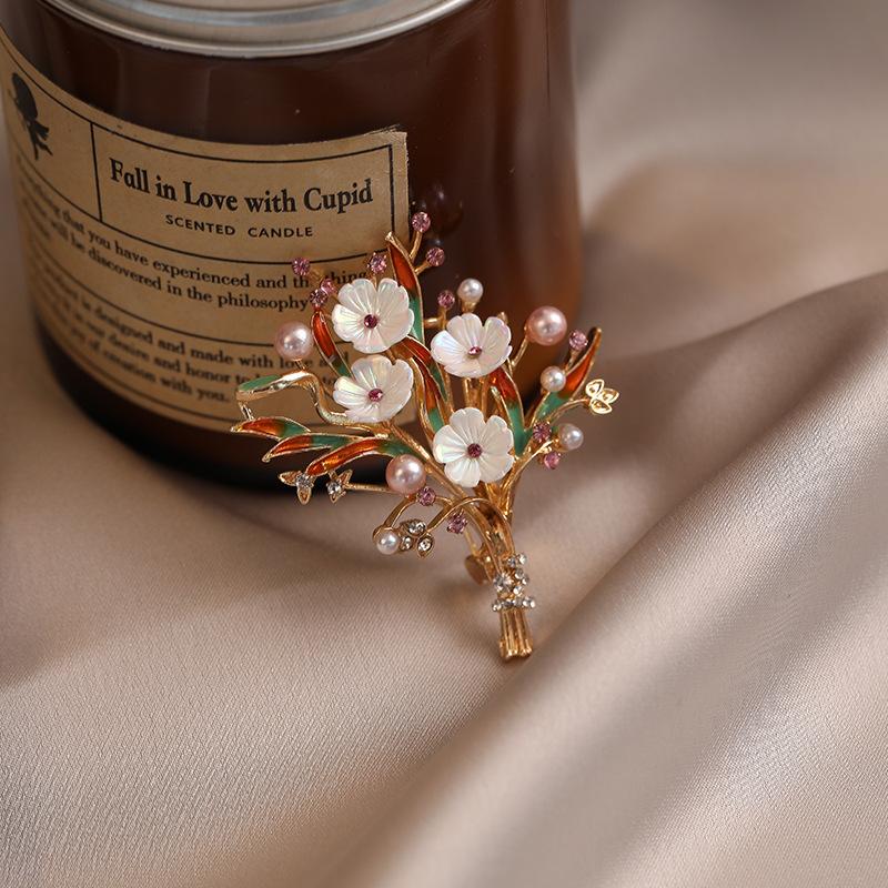 Букет цветов Жемчужная брошь Дизайнерский смысл Нишевый Высококлассный Чувство Легкая роскошь Брошь Пальто Элегантная и Высококлассная Брошь
Букет цветов Жемчужная брошь Дизайнерский смысл Нишевый Высококлассный Чувство Легкая роскошь Брошь Пальто Элегантная и Высококлассная Брошь