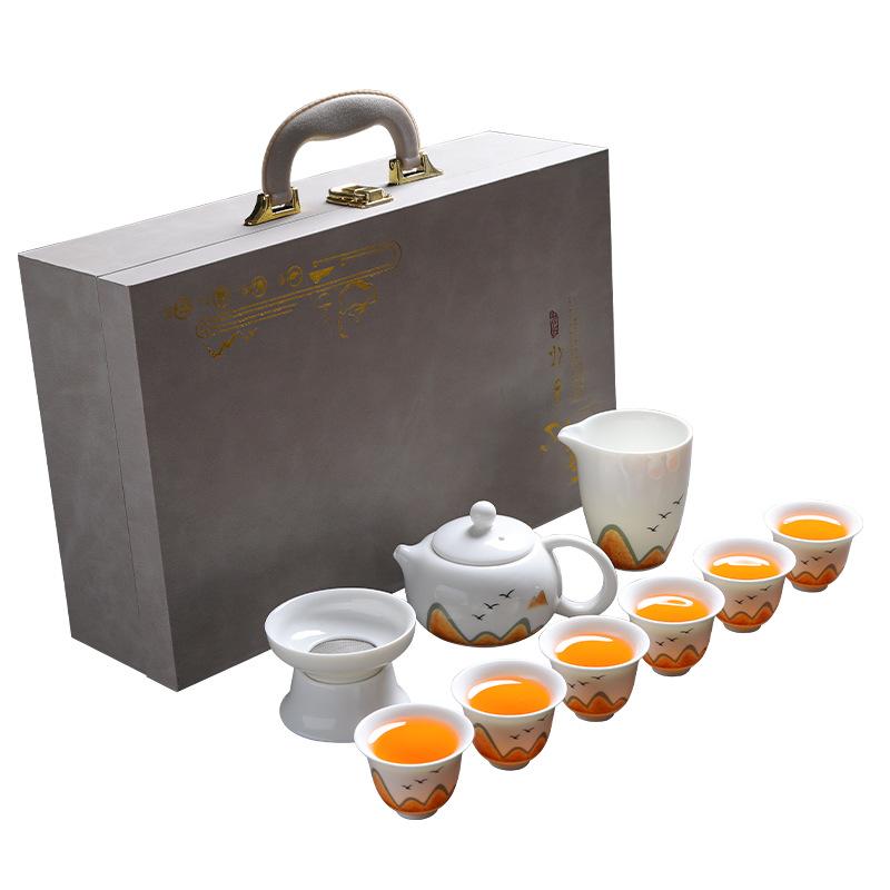 Wanli Shanhe suet jade tea set, high-end gold-painted household Kung Fu tea white porcelain teapot, Chinese simple gift box
Wanli Shanhe suet jade tea set, high-end gold-painted household Kung Fu tea white porcelain teapot, Chinese simple gift box