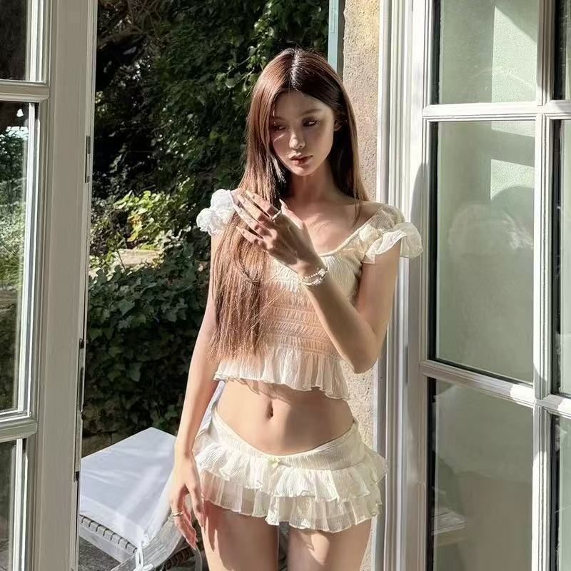 French pure desire retro hottie fashion pleated top split bikini seaside vacation wind hot spring swimsuit XL білий
French pure desire retro hottie fashion pleated top split bikini seaside vacation wind hot spring swimsuit XL білий