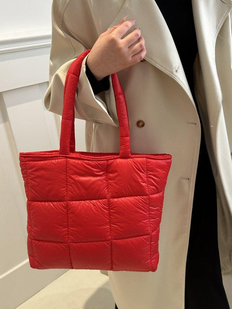 2025 new large-capacity Korean color matching texture cotton clothing bag, casual embroidery thread, foreign style one-shoulder handbag червоний
2025 new large-capacity Korean color matching texture cotton clothing bag, casual embroidery thread, foreign style one-shoulder handbag червоний