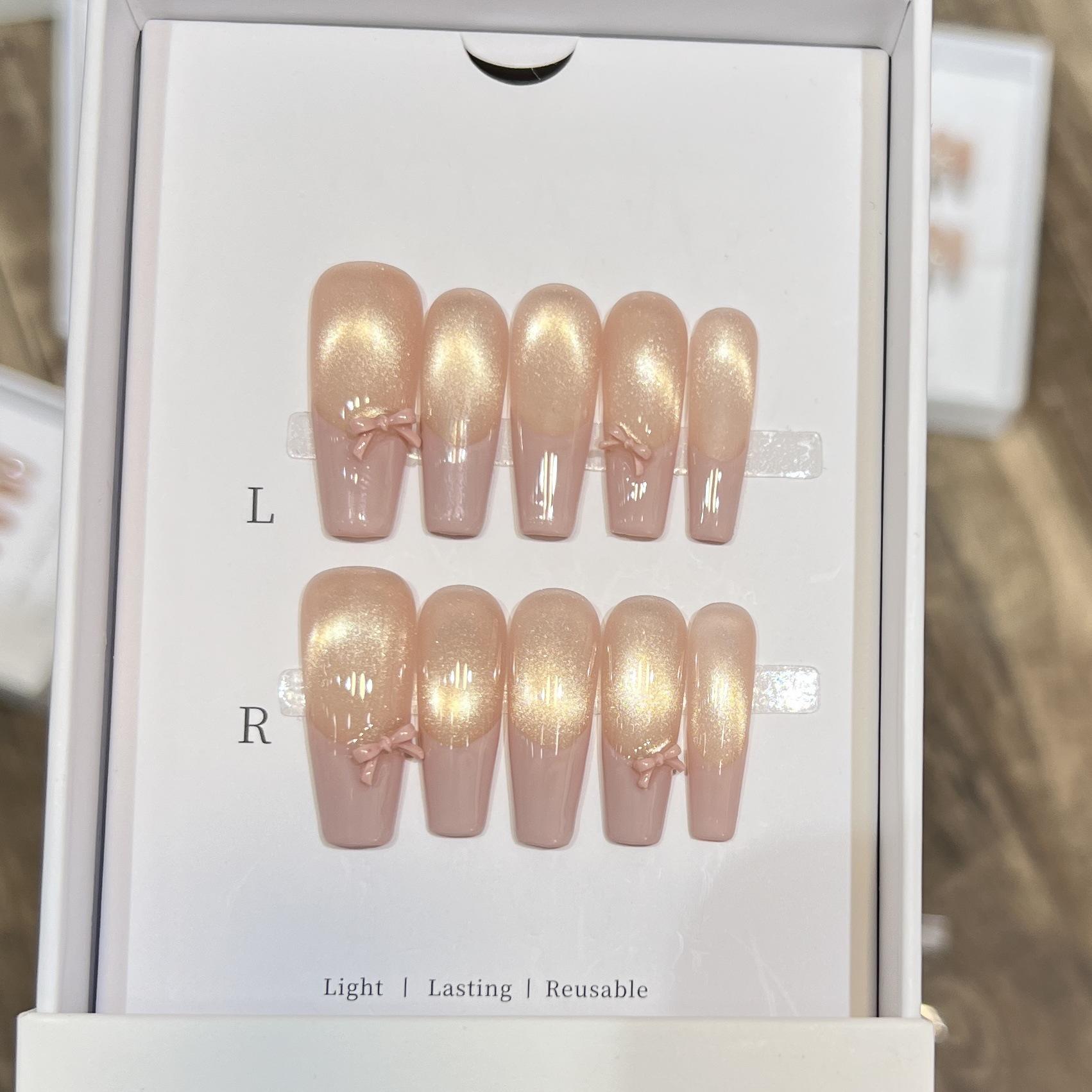 Pink Whisper: Handmade Removable Wearable Nails - Nude Gold Cat Eye French Bow Design Large (L)
Pink Whisper: Handmade Removable Wearable Nails - Nude Gold Cat Eye French Bow Design Large (L)