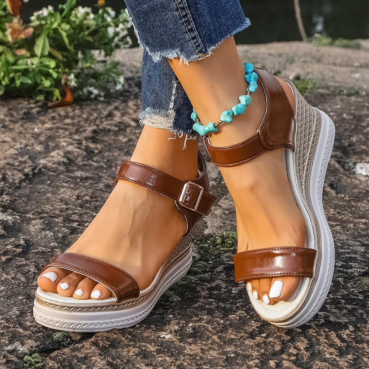 Fashion large size one-word buckle with muffin platform beach sandals women 36 коричневий
Fashion large size one-word buckle with muffin platform beach sandals women 36 коричневий