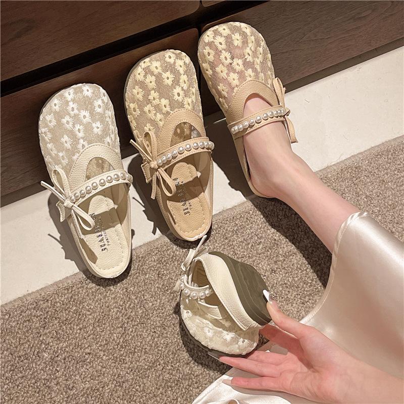 Lace mesh breathable bag head half slippers women s autumn wear 2025 new pearl bow fairy sandals 40 абрикосовий
Lace mesh breathable bag head half slippers women s autumn wear 2025 new pearl bow fairy sandals 40 абрикосовий