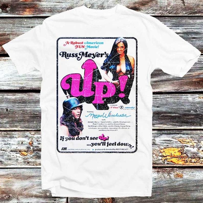 230 Gsm 100% Cotton Naughty Russ Meyer Up T Shirt Cult Sexploitation Men Women Movie Pin Up Sexy Girl Faster Pussycat Kill Unisex Top Tee B248 3XL білий
230 Gsm 100% Cotton Naughty Russ Meyer Up T Shirt Cult Sexploitation Men Women Movie Pin Up Sexy Girl Faster Pussycat Kill Unisex Top Tee B248 3XL білий