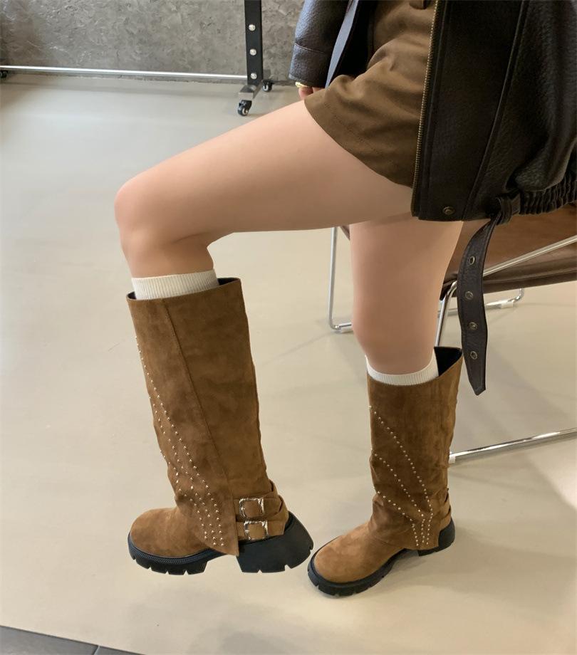 Brown rivet high boots 2025 autumn and winter new sleeve locomotive boots retro western cowboy boots women look thin 39 хаки
Brown rivet high boots 2025 autumn and winter new sleeve locomotive boots retro western cowboy boots women look thin 39 хаки