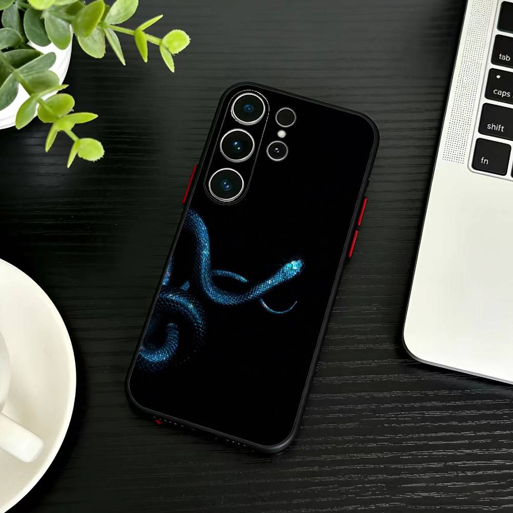 Classic Snake Phone Case For Samsung S26,S25,S24,S23,S22,S21,S20,Plus,Fe,Lite,Others Black Cover Samsung S25
Classic Snake Phone Case For Samsung S26,S25,S24,S23,S22,S21,S20,Plus,Fe,Lite,Others Black Cover Samsung S25