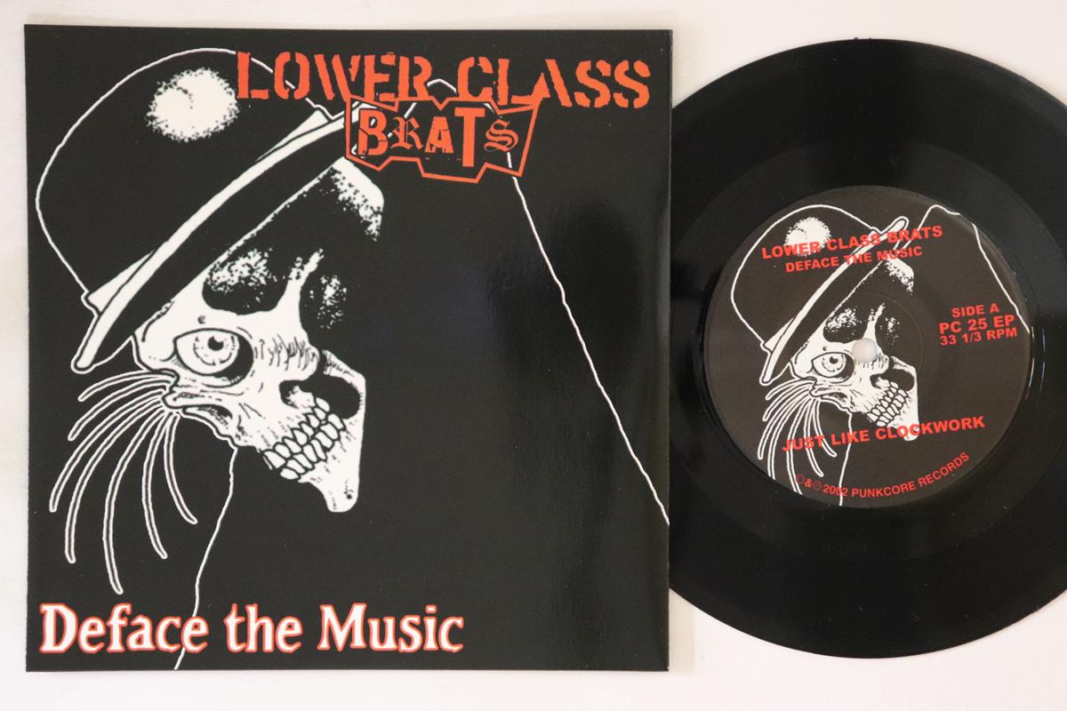 7inch Record LOWER CLASS BRATS - Deface The Music PC25EP Punkcore Record 2002 US Rock Used
7inch Record LOWER CLASS BRATS - Deface The Music PC25EP Punkcore Record 2002 US Rock Used