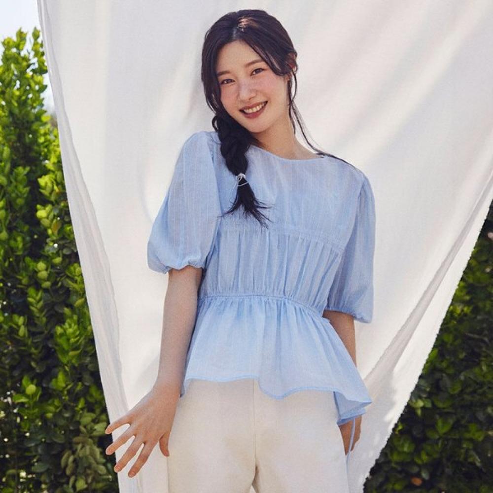 On On Sheer Volume Sleeve Blouse New5mb614 LIGHT BEIGE/55
On On Sheer Volume Sleeve Blouse New5mb614 LIGHT BEIGE/55