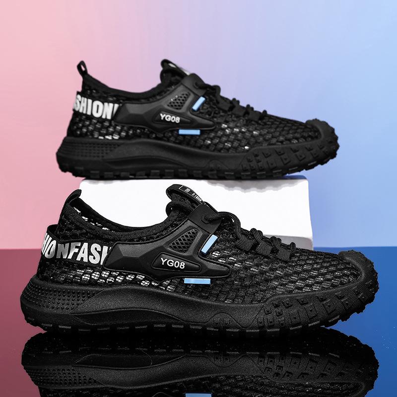 2025 summer new Korean version breathable fly-woven men s shoes trendy student running sports shoes casual shoes lightweight wear-resistant shoes 44
2025 summer new Korean version breathable fly-woven men s shoes trendy student running sports shoes casual shoes lightweight wear-resistant shoes 44