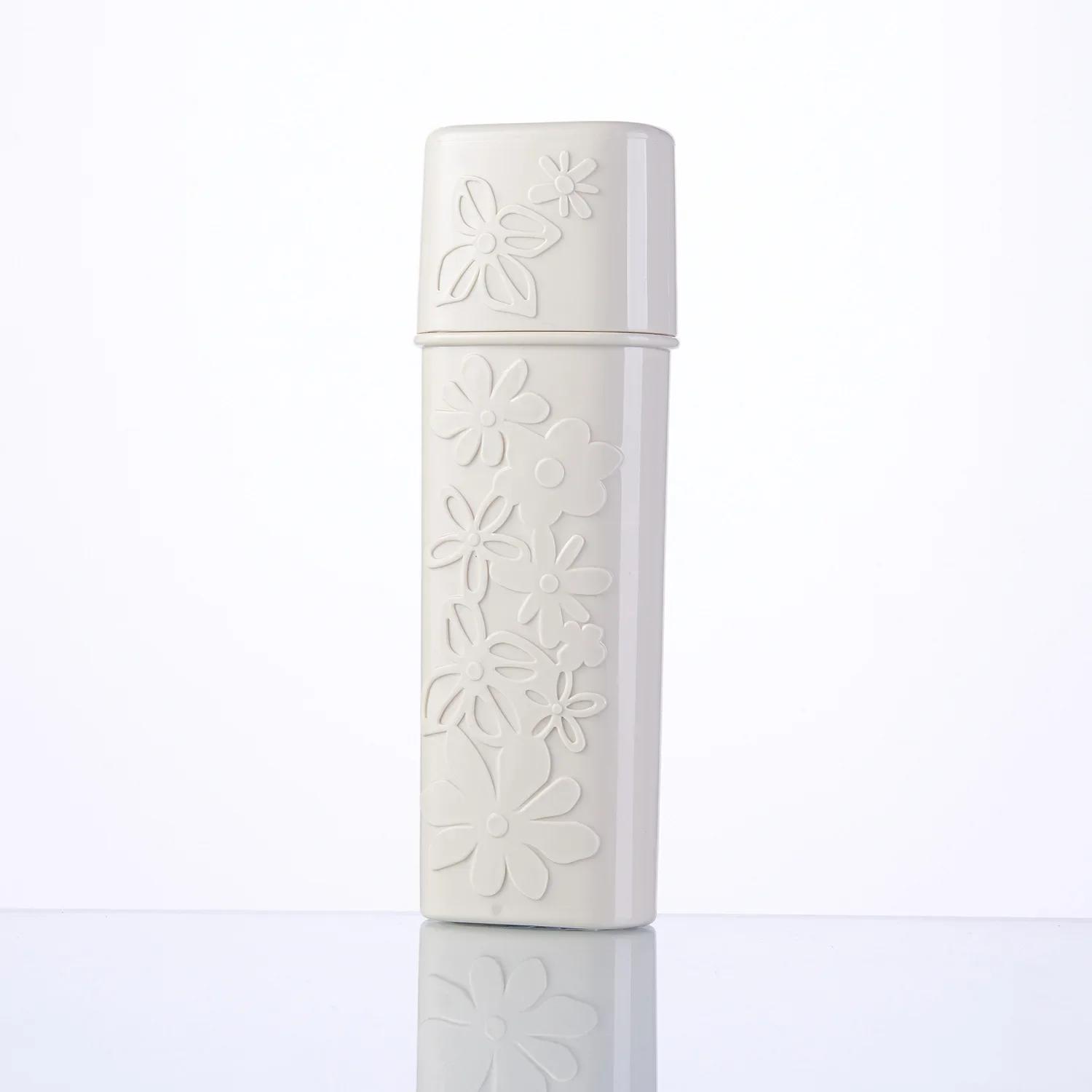 1 Pcs Household Pure Color Carved Toothpaste Box Portable Toothbrush Holder Clean Box Travel Case Bathroom Accessories бежевий
1 Pcs Household Pure Color Carved Toothpaste Box Portable Toothbrush Holder Clean Box Travel Case Bathroom Accessories бежевий