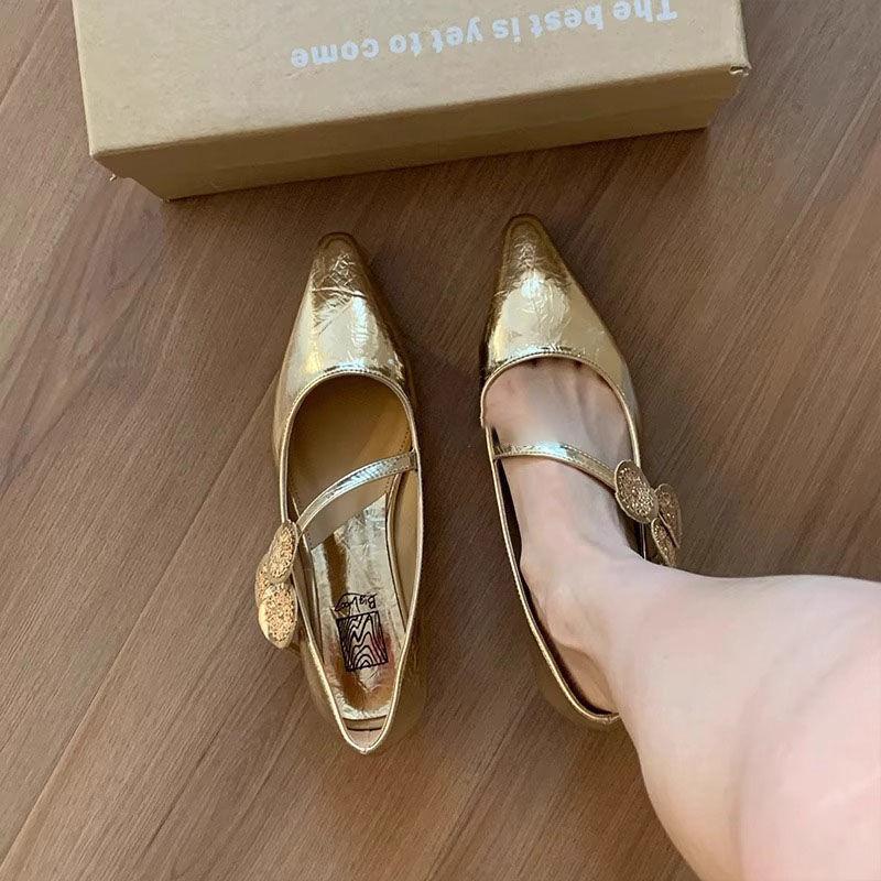 Silver Mary Jane shoes women s 2025 new spring and summer pointed head flat bottom with skirt late evening breeze word belt fashion shoes 39 золотий
Silver Mary Jane shoes women s 2025 new spring and summer pointed head flat bottom with skirt late evening breeze word belt fashion shoes 39 золотий