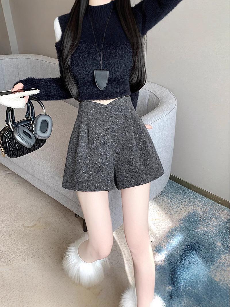 Starry Sky Sequin Woolen High-Waist A-Line Shorts - Sparkly Casual Petite Booty Pants for Autumn Winter Small
Starry Sky Sequin Woolen High-Waist A-Line Shorts - Sparkly Casual Petite Booty Pants for Autumn Winter Small