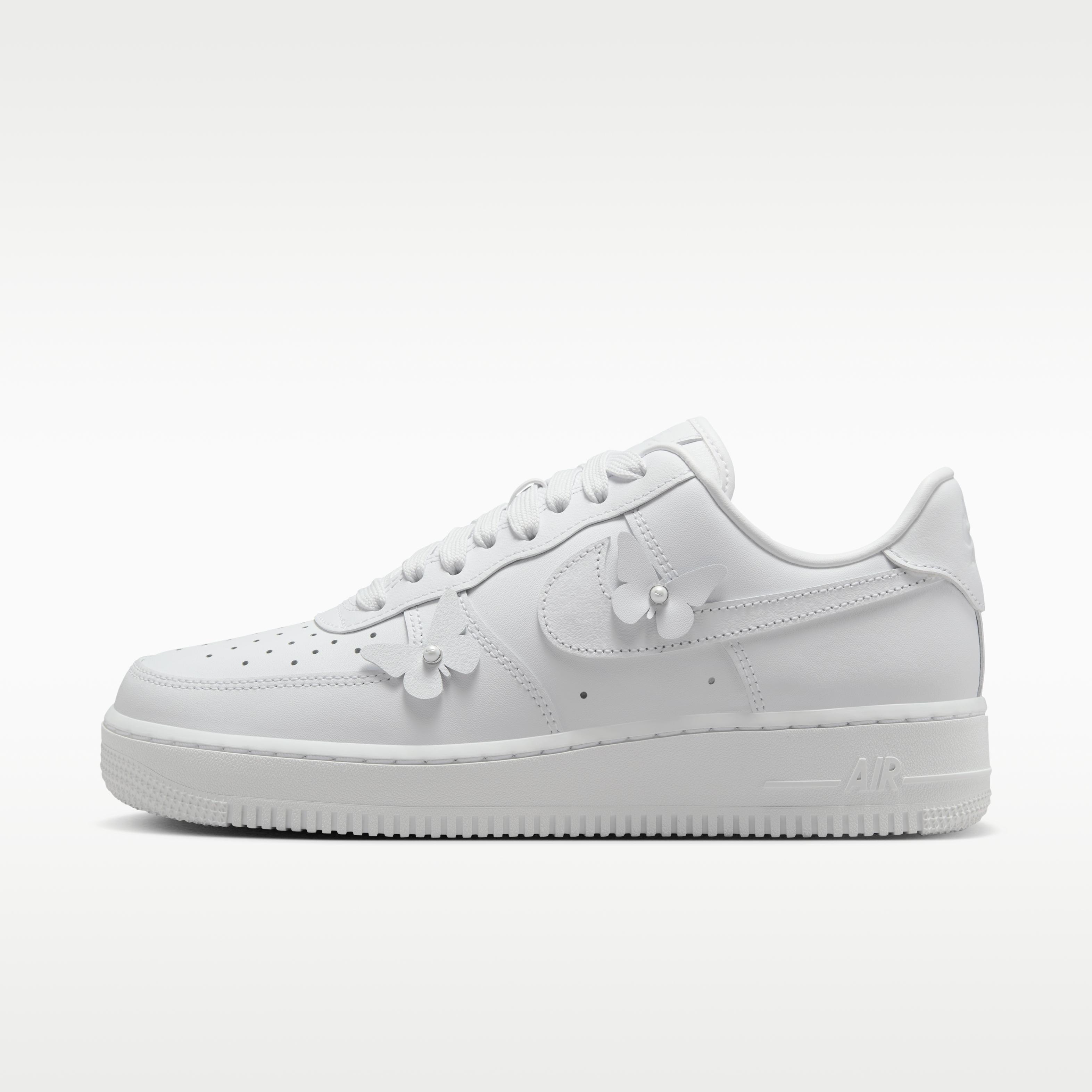 Nike Air Force 1 Low Бабочка Белый (Женский) 38
Nike Air Force 1 Low Бабочка Белый (Женский) 38