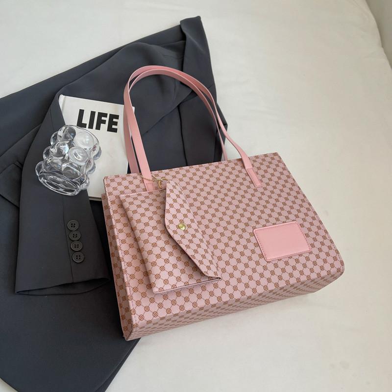 Stylish And Versatile Large Capacity Korean Simple Spring Tote Bag For Casual Everyday Use рожевий
Stylish And Versatile Large Capacity Korean Simple Spring Tote Bag For Casual Everyday Use рожевий