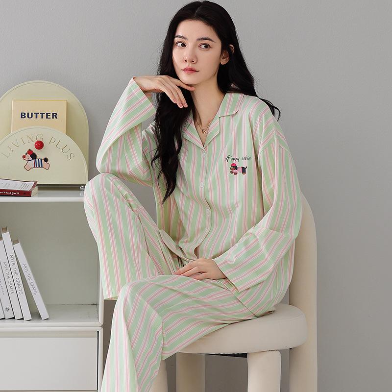 Женский комплект пижамы большого размера из чистого хлопка с длинным рукавом, лацканами и кардиганом для весны и осени - подходит для ношения дома и на улице. Medium
Женский комплект пижамы большого размера из чистого хлопка с длинным рукавом, лацканами и кардиганом для весны и осени - подходит для ношения дома и на улице. Medium