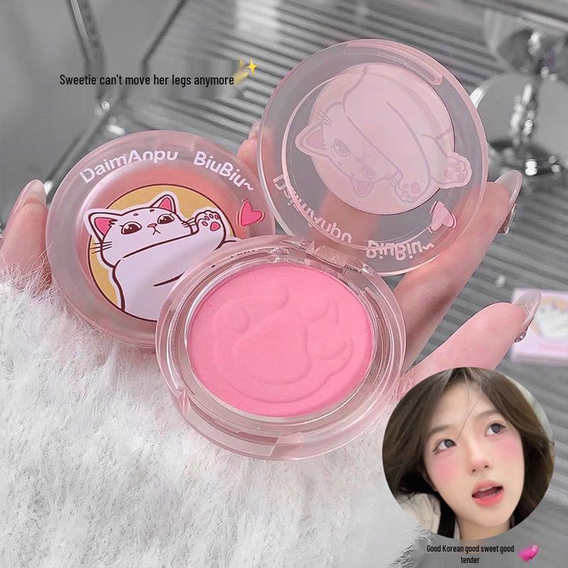 Cat Paw Blusher: Natural, Delicate Contouring Mousse - Long-lasting, Three-Dimensional Color.
Cat Paw Blusher: Natural, Delicate Contouring Mousse - Long-lasting, Three-Dimensional Color.