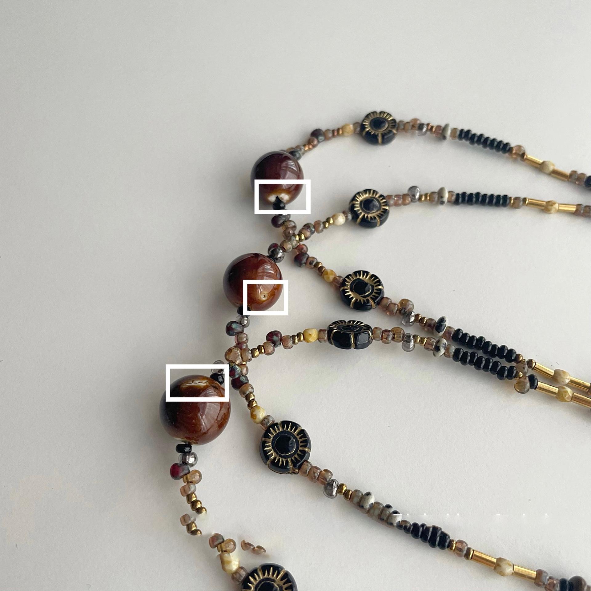 Стеклянные бусины керамические бусины круглый кулон ожерелье ретро ниша легкая роскошь мода универсальное нишевое дизайнерское ожерелье женщины
Стеклянные бусины керамические бусины круглый кулон ожерелье ретро ниша легкая роскошь мода универсальное нишевое дизайнерское ожерелье женщины