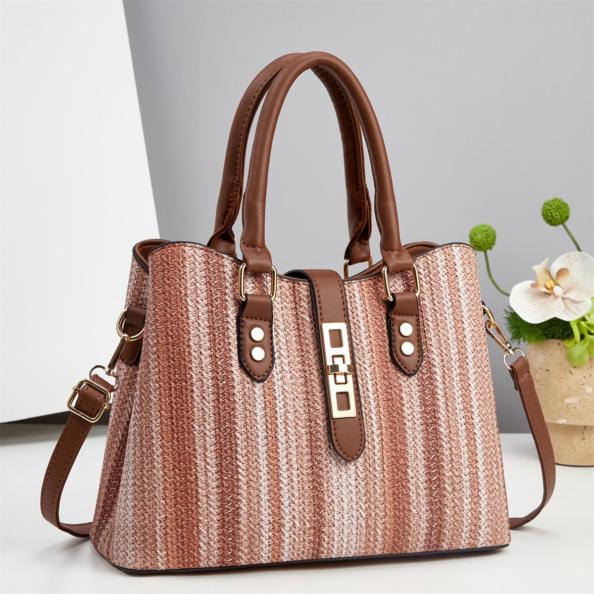 Women s Bag New Fashion Elegant Middle-Aged Mom Handbag Women s Large Capacity Pu Leather Shoulder Messenger Bags Bolsa Feminina 30x12x23cm
Women s Bag New Fashion Elegant Middle-Aged Mom Handbag Women s Large Capacity Pu Leather Shoulder Messenger Bags Bolsa Feminina 30x12x23cm